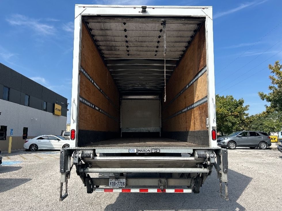 Medium Duty Box Truck-Light and Medium Duty Trucks-International-2021-MV607-Katy-TX-340,058\n\t\tmiles-$ 24,250 - Image 8