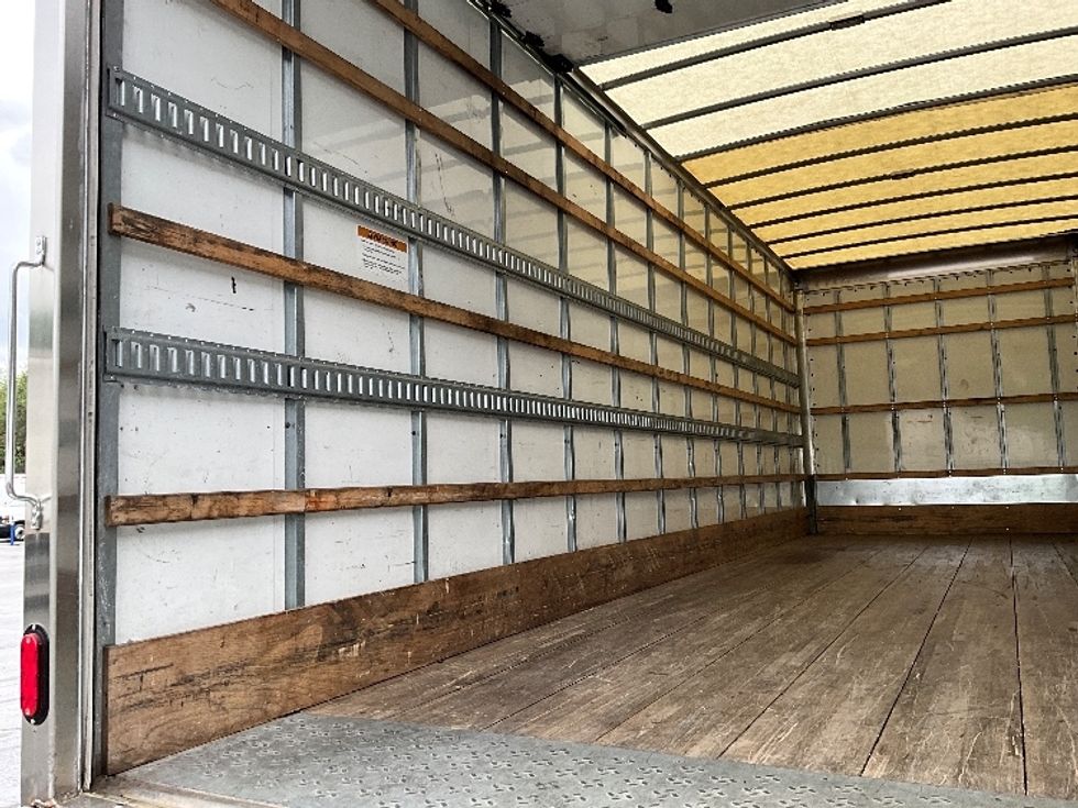 Medium Duty Box Truck-Light and Medium Duty Trucks-International-2021-MV607-Kennesaw-GA-158,728\n\t\tmiles-$ 64,250 - Image 11