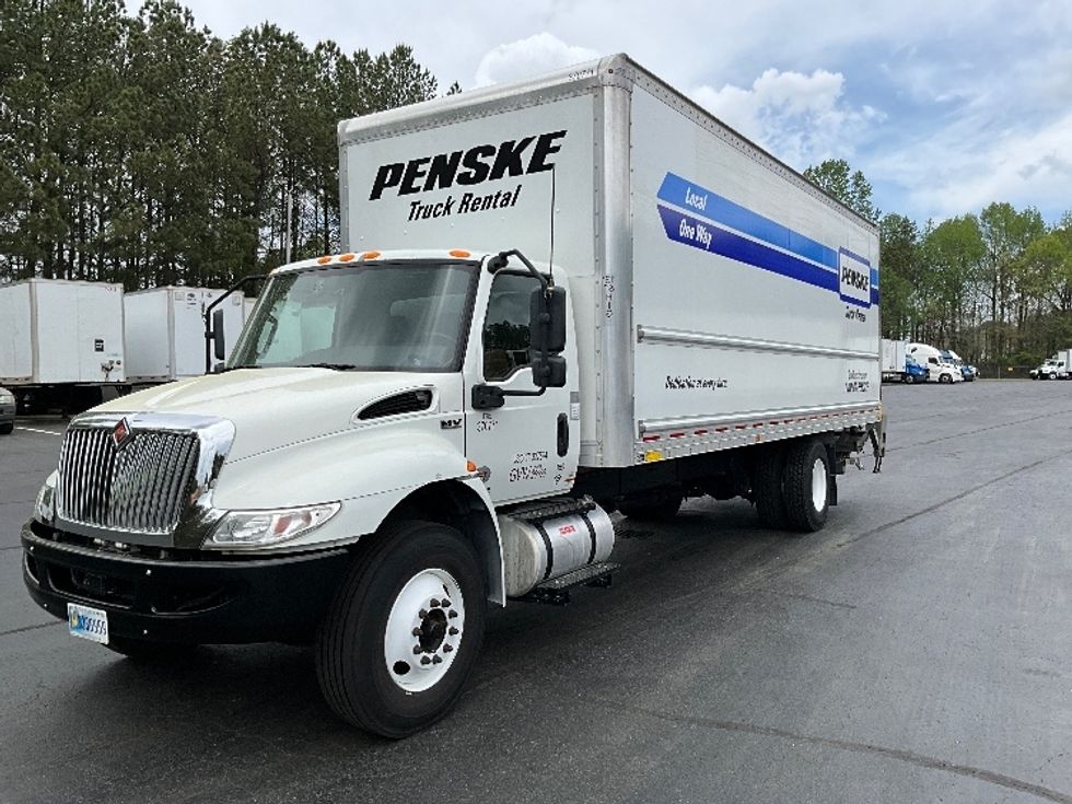 Medium Duty Box Truck-Light and Medium Duty Trucks-International-2021-MV607-Kennesaw-GA-158,728\n\t\tmiles-$ 64,250 - Image 3