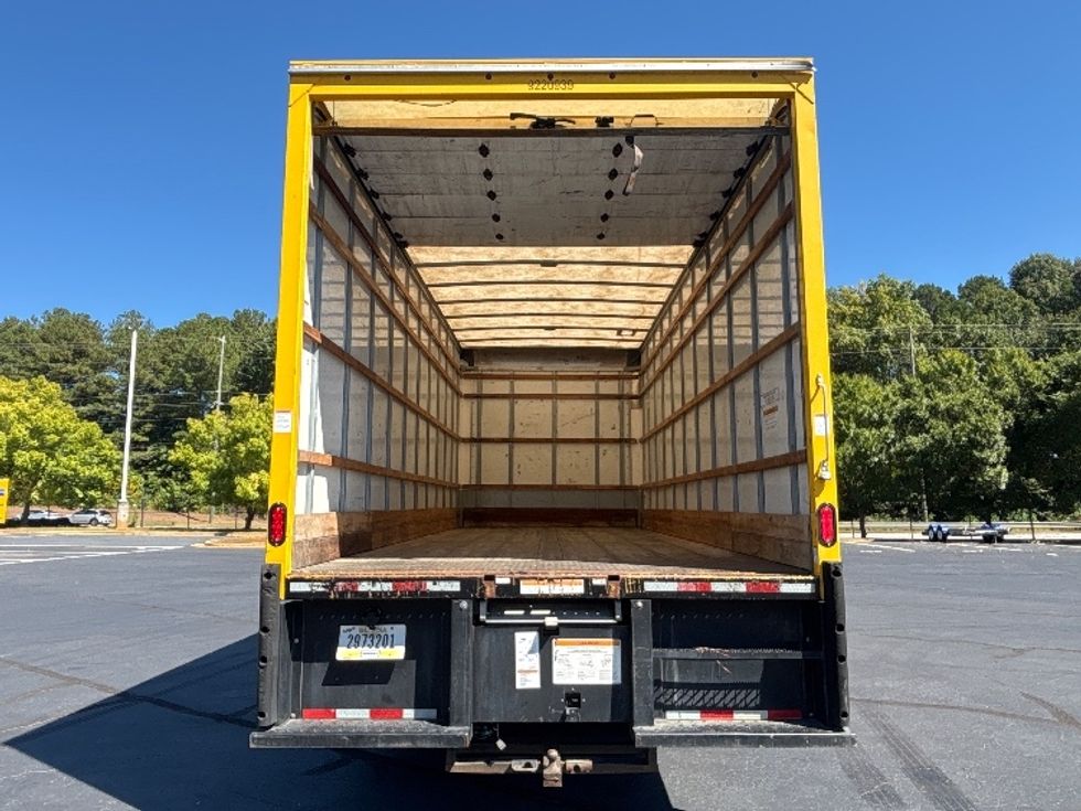 Medium Duty Box Truck-Light and Medium Duty Trucks-International-2021-MV607-Kennesaw-GA-189,326\n\t\tmiles-$ 37,750 - Image 8