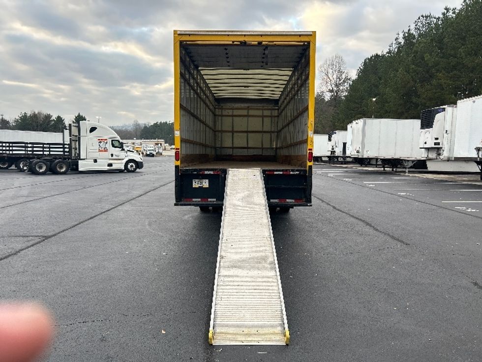 Medium Duty Box Truck-Light and Medium Duty Trucks-International-2021-MV607-Kennesaw-GA-205,325\n\t\tmiles-$ 44,250 - Image 9