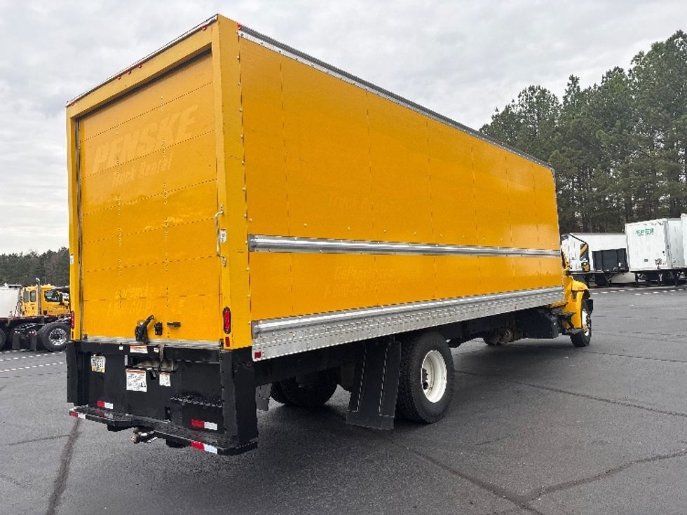 Medium Duty Box Truck-Light and Medium Duty Trucks-International-2021-MV607-Kennesaw-GA-216,005\n\t\tmiles-$ 41,250 - Image 12