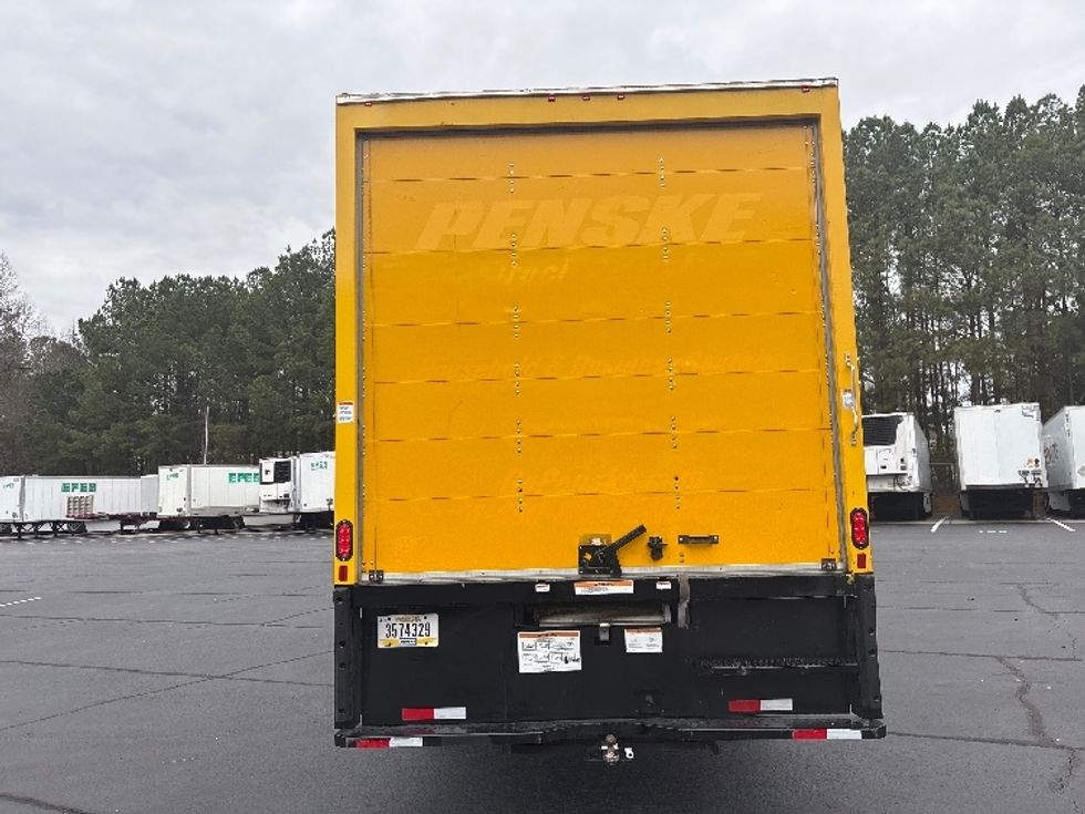 Medium Duty Box Truck-Light and Medium Duty Trucks-International-2021-MV607-Kennesaw-GA-216,005\n\t\tmiles-$ 41,250 - Image 7