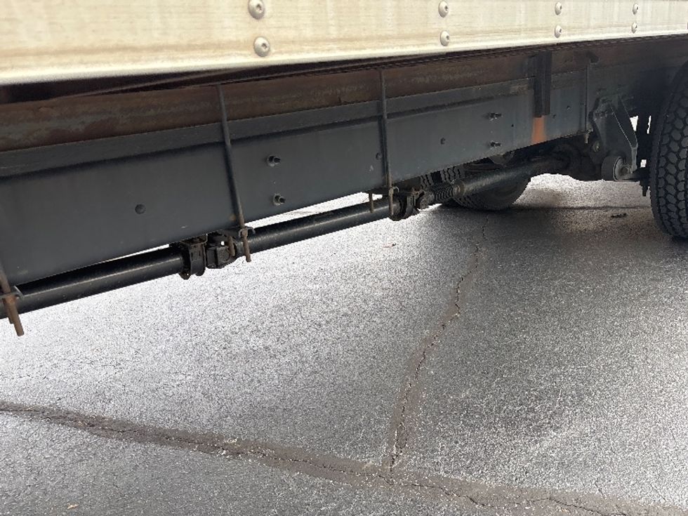 Medium Duty Box Truck-Light and Medium Duty Trucks-International-2021-MV607-Kennesaw-GA-233,958\n\t\tmiles-$ 38,250 - Image 5