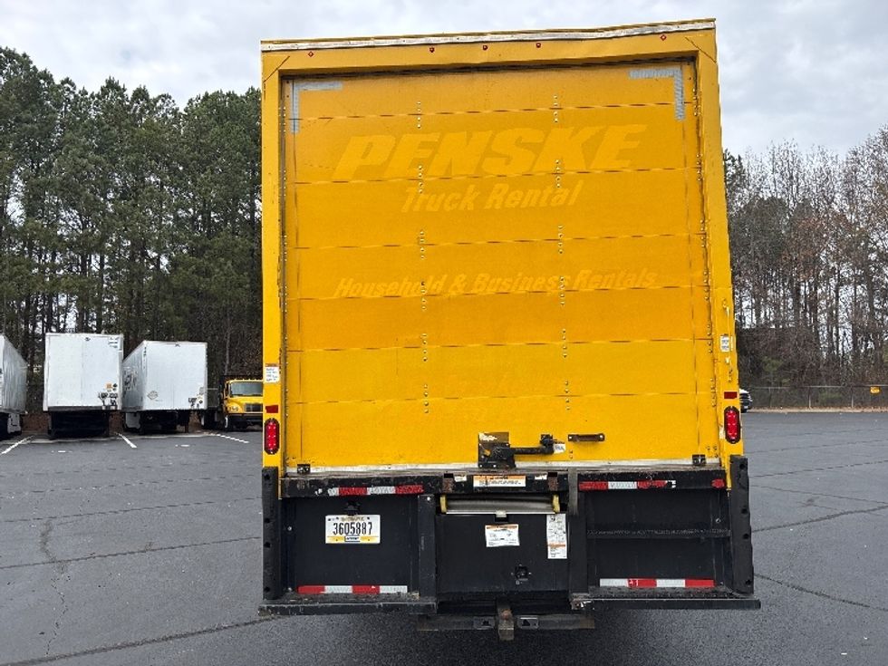 Medium Duty Box Truck-Light and Medium Duty Trucks-International-2021-MV607-Kennesaw-GA-233,958\n\t\tmiles-$ 38,250 - Image 7