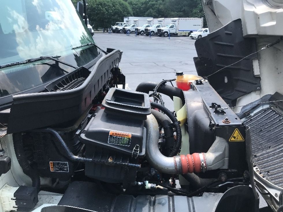 Medium Duty Box Truck-Light and Medium Duty Trucks-International-2021-MV607-Kennesaw-GA-234,237\n\t\tmiles-$ 47,250 - Image 22