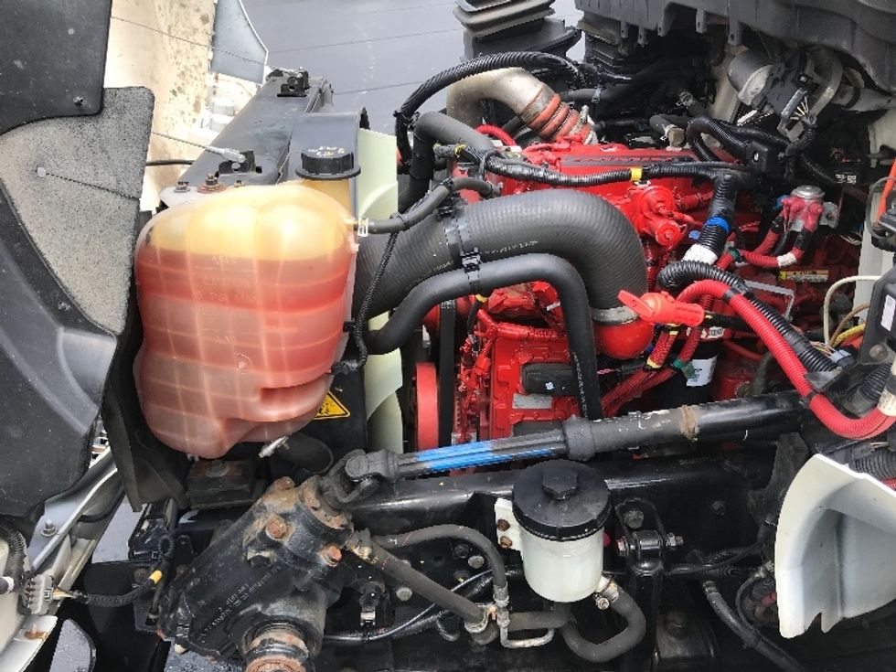 Medium Duty Box Truck-Light and Medium Duty Trucks-International-2021-MV607-Kennesaw-GA-234,237\n\t\tmiles-$ 47,250 - Image 23