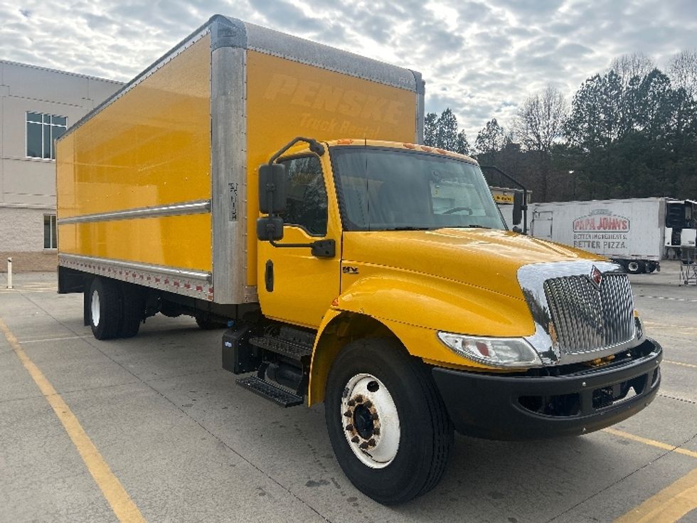 Medium Duty Box Truck-Light and Medium Duty Trucks-International-2021-MV607-Kennesaw-GA-241,824\n\t\tmiles-$ 36,750 - Image 1