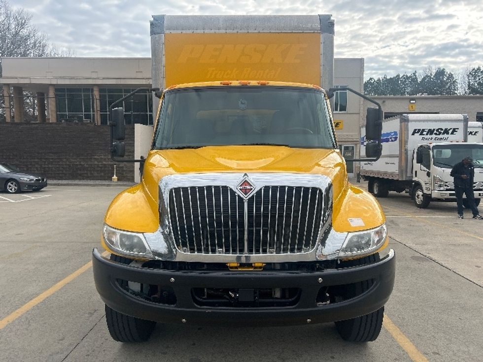Medium Duty Box Truck-Light and Medium Duty Trucks-International-2021-MV607-Kennesaw-GA-241,824\n\t\tmiles-$ 36,750 - Image 2
