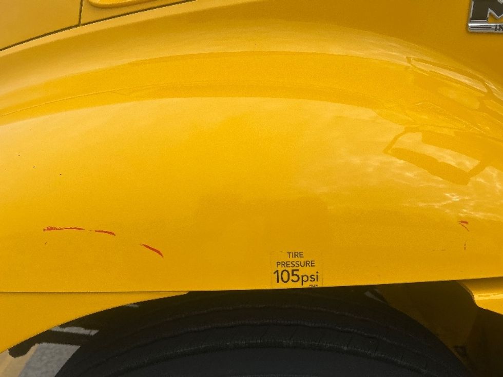 Medium Duty Box Truck-Light and Medium Duty Trucks-International-2021-MV607-Kennesaw-GA-241,824\n\t\tmiles-$ 36,750 - Image 28