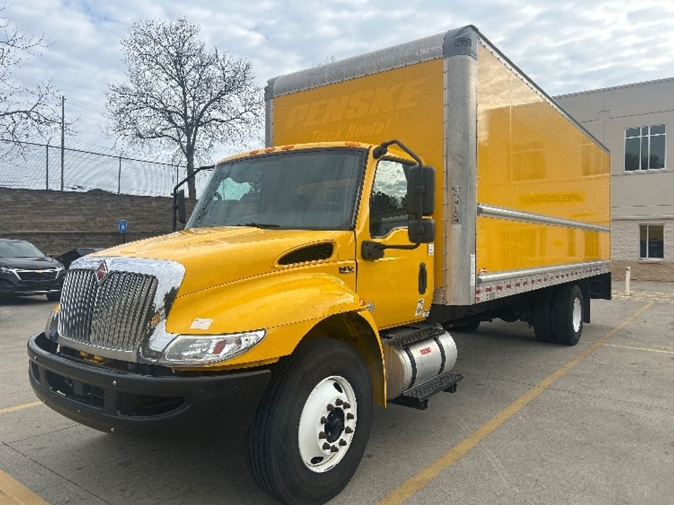Medium Duty Box Truck-Light and Medium Duty Trucks-International-2021-MV607-Kennesaw-GA-241,824\n\t\tmiles-$ 36,750 - Image 3