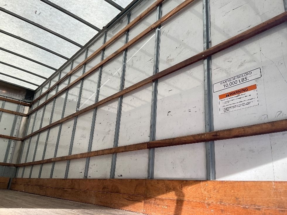 Medium Duty Box Truck-Light and Medium Duty Trucks-International-2021-MV607-Kent-WA-179,813\n\t\tmiles-$ 39,500 - Image 11