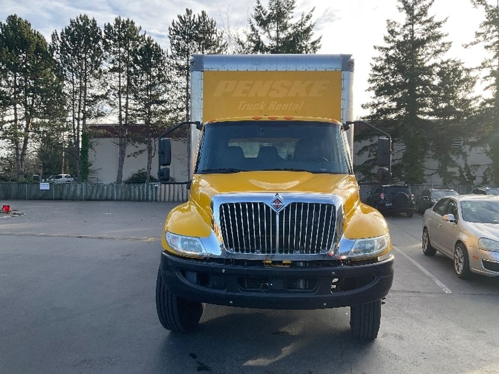 Medium Duty Box Truck-Light and Medium Duty Trucks-International-2021-MV607-Kent-WA-179,813\n\t\tmiles-$ 39,500 - Image 2