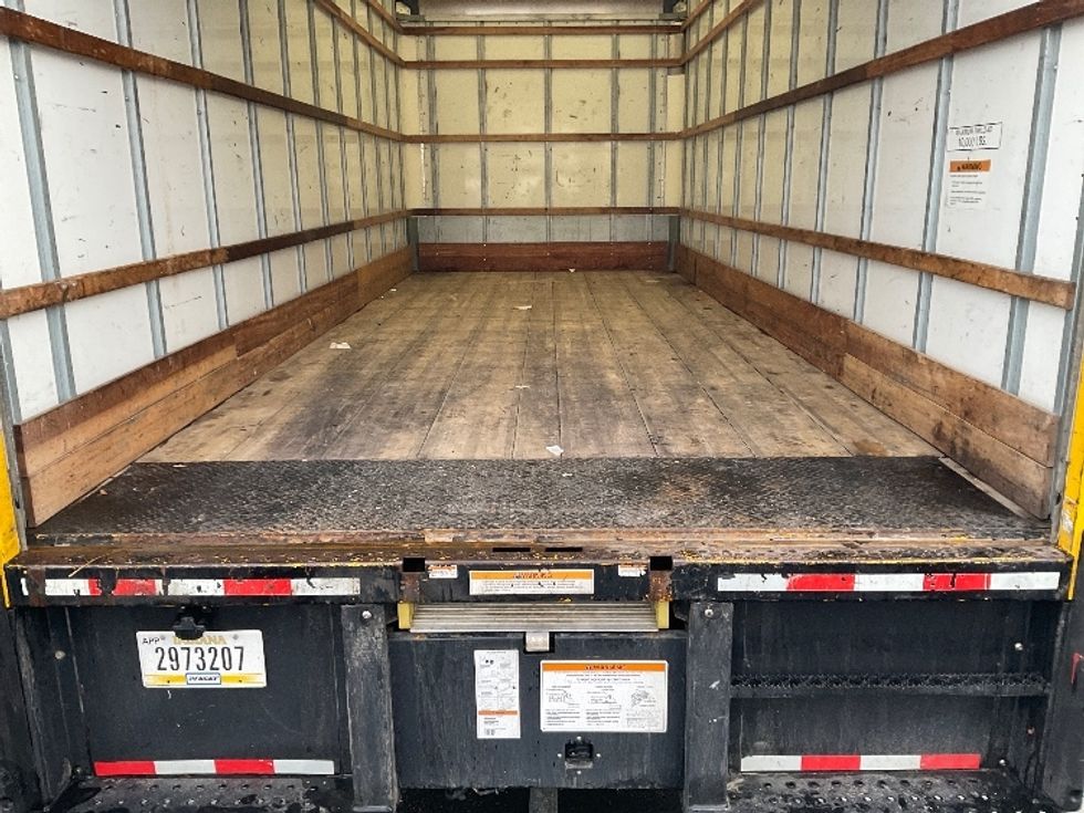 Medium Duty Box Truck-Light and Medium Duty Trucks-International-2021-MV607-Kent-WA-182,770\n\t\tmiles-$ 38,500 - Image 10