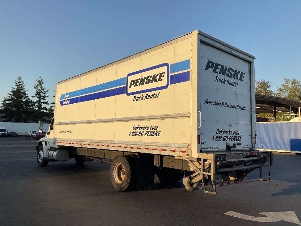 Medium Duty Box Truck-Light and Medium Duty Trucks-International-2021-MV607-Kent-WA-201,856\n\t\tmiles-$ 49,750 - Image 6