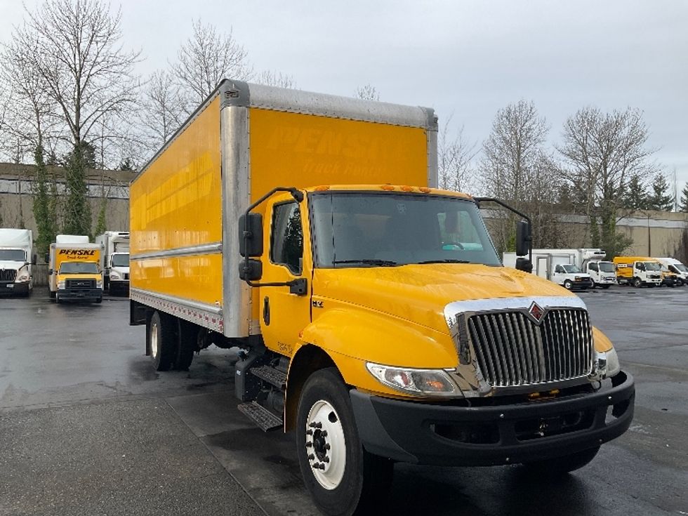 Medium Duty Box Truck-Light and Medium Duty Trucks-International-2021-MV607-Kent-WA-222,977\n\t\tmiles-$ 37,500 - Image 1