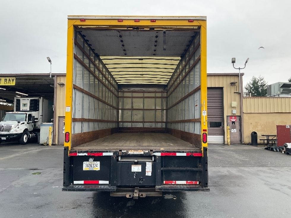 Medium Duty Box Truck-Light and Medium Duty Trucks-International-2021-MV607-Kent-WA-222,977\n\t\tmiles-$ 37,500 - Image 8
