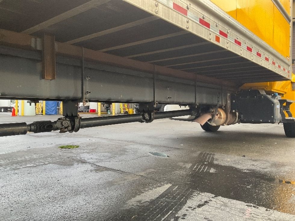 Medium Duty Box Truck-Light and Medium Duty Trucks-International-2021-MV607-Kent-WA-242,159\n\t\tmiles-$ 34,500 - Image 14