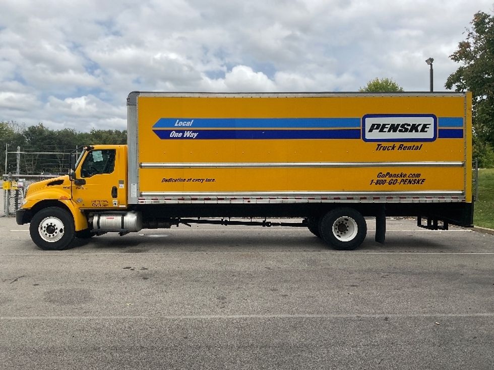 Medium Duty Box Truck-Light and Medium Duty Trucks-International-2021-MV607-King Of Prussia-PA-227,870\n\t\tmiles-$ 39,500 - Image 4