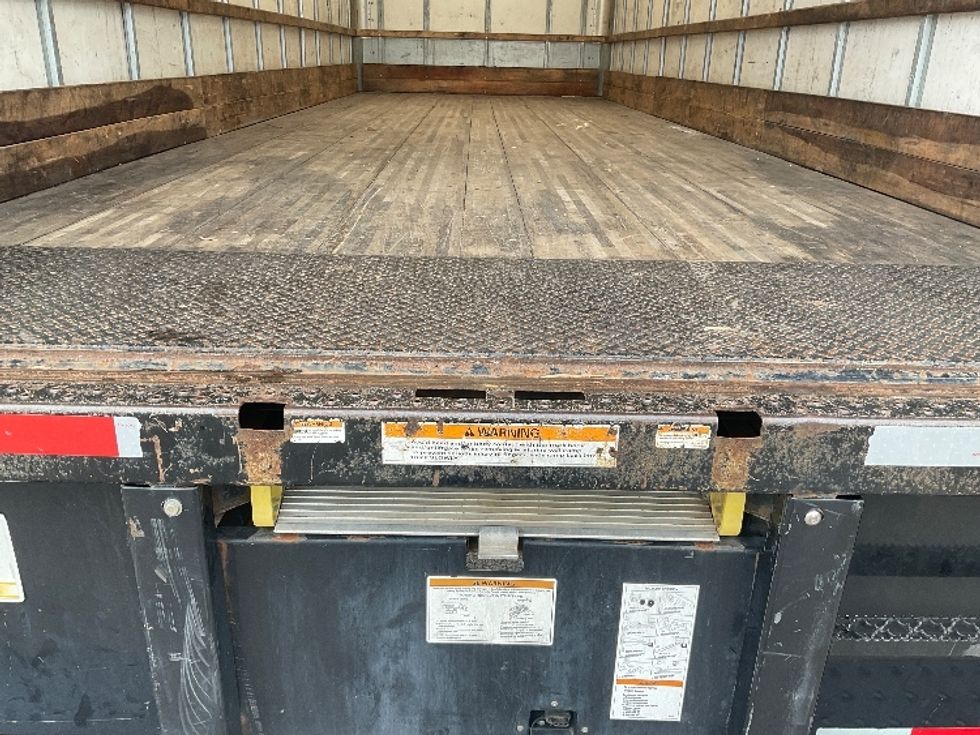 Medium Duty Box Truck-Light and Medium Duty Trucks-International-2021-MV607-King Of Prussia-PA-227,870\n\t\tmiles-$ 39,500 - Image 10
