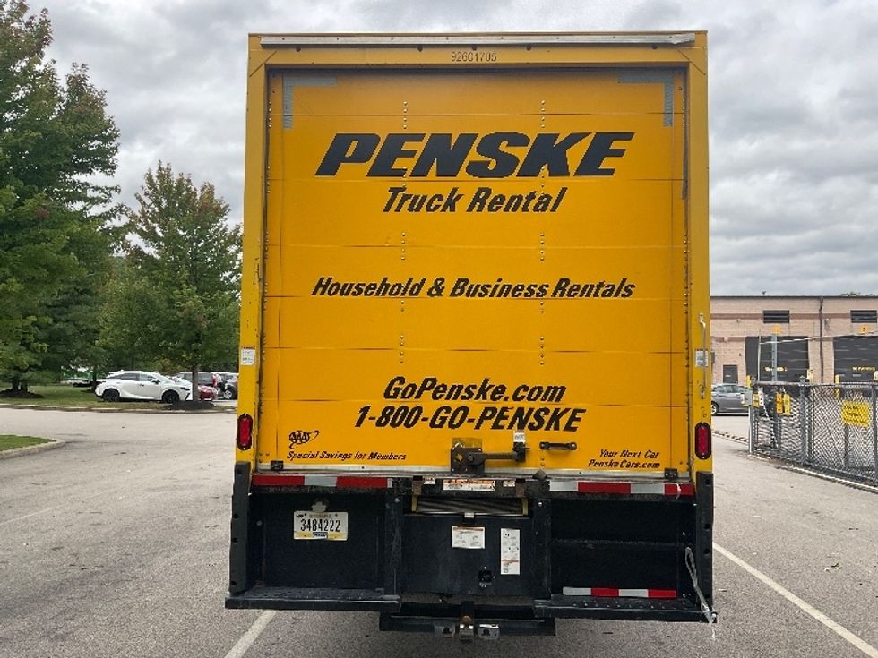 Medium Duty Box Truck-Light and Medium Duty Trucks-International-2021-MV607-King Of Prussia-PA-227,870\n\t\tmiles-$ 39,500 - Image 7