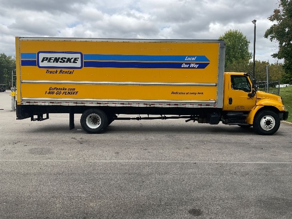 Medium Duty Box Truck-Light and Medium Duty Trucks-International-2021-MV607-King Of Prussia-PA-227,870\n\t\tmiles-$ 39,500 - Image 15
