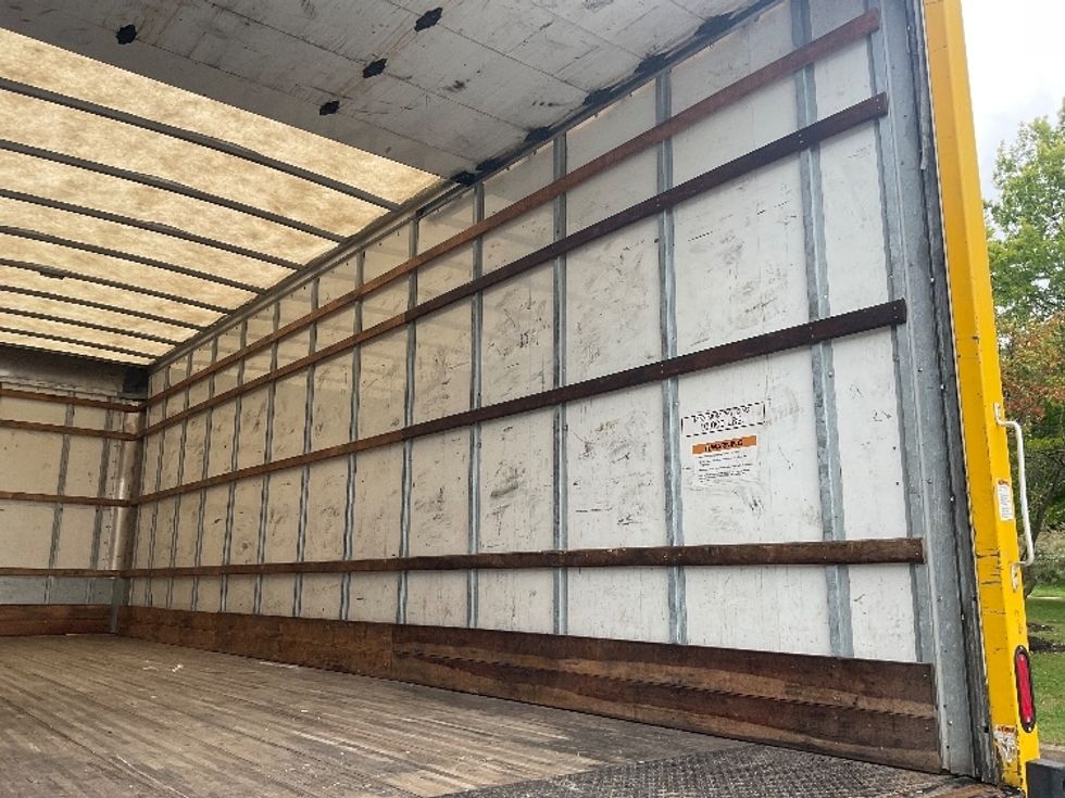 Medium Duty Box Truck-Light and Medium Duty Trucks-International-2021-MV607-King Of Prussia-PA-227,870\n\t\tmiles-$ 39,500 - Image 12