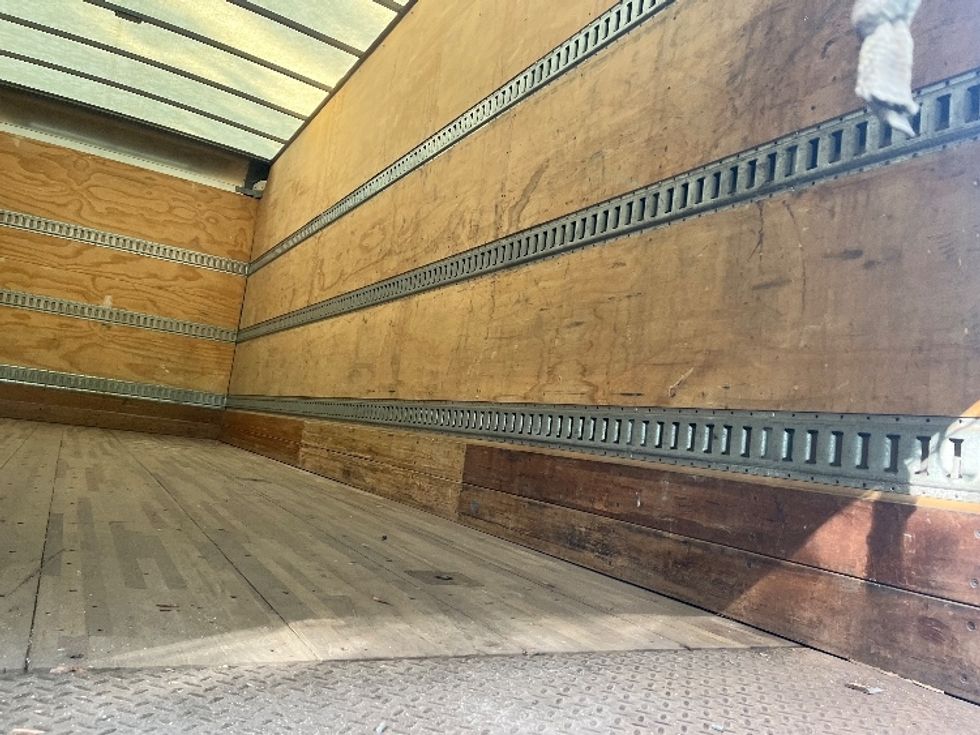 Medium Duty Box Truck-Light and Medium Duty Trucks-International-2021-MV607-King Of Prussia-PA-278,412\n\t\tmiles-$ 30,750 - Image 12