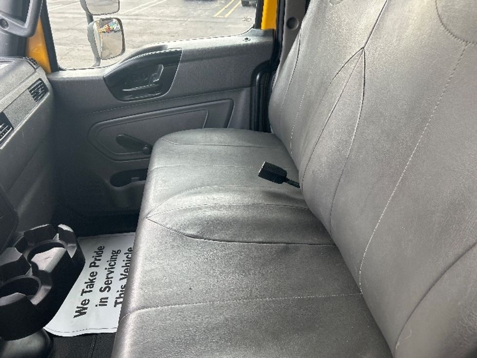 Medium Duty Box Truck-Light and Medium Duty Trucks-International-2021-MV607-Knoxville-TN-200,315\n\t\tmiles-$ 45,000 - Image 18