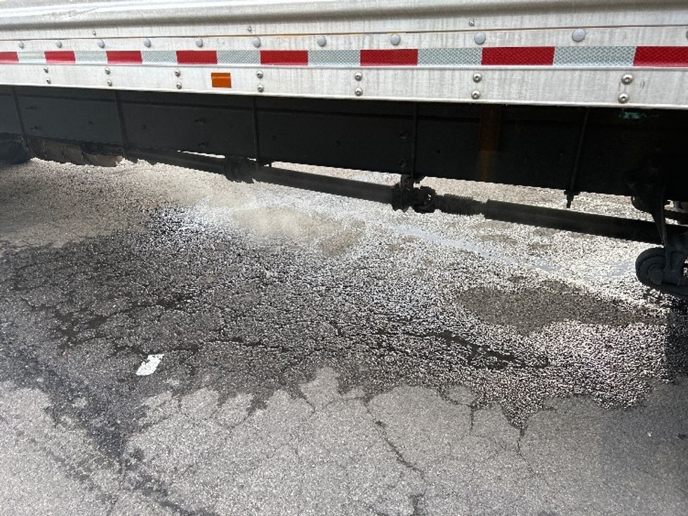 Medium Duty Box Truck-Light and Medium Duty Trucks-International-2021-MV607-Knoxville-TN-200,315\n\t\tmiles-$ 45,000 - Image 5