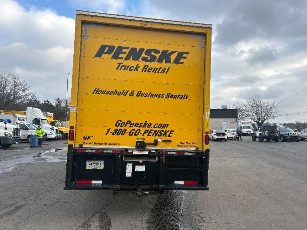 Medium Duty Box Truck-Light and Medium Duty Trucks-International-2021-MV607-Knoxville-TN-200,315\n\t\tmiles-$ 45,000 - Image 7