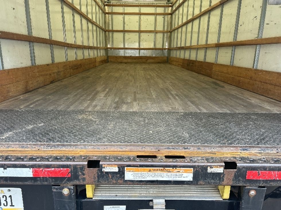 Medium Duty Box Truck-Light and Medium Duty Trucks-International-2021-MV607-Knoxville-TN-200,315\n\t\tmiles-$ 45,000 - Image 9