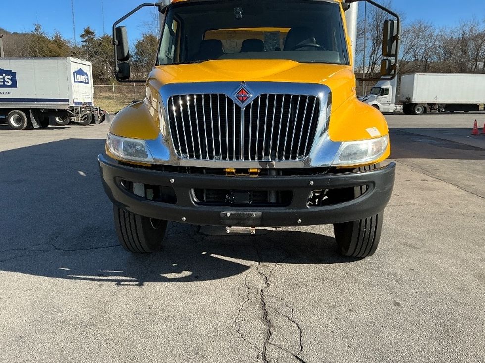 Medium Duty Box Truck-Light and Medium Duty Trucks-International-2021-MV607-Knoxville-TN-207,211\n\t\tmiles-$ 44,000 - Image 31