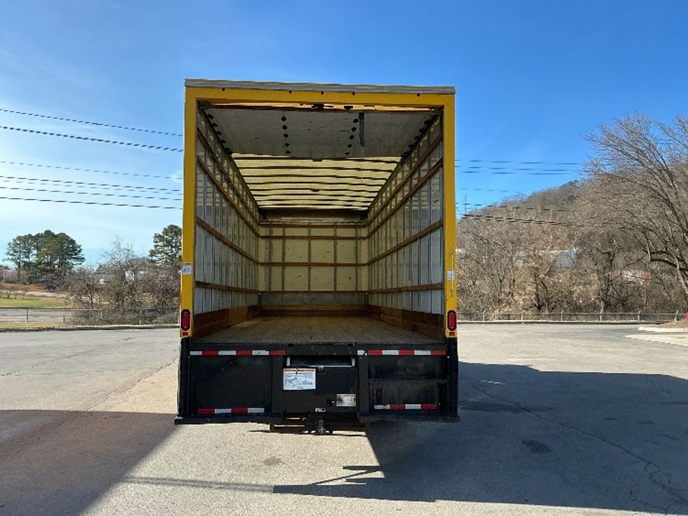 Medium Duty Box Truck-Light and Medium Duty Trucks-International-2021-MV607-Knoxville-TN-207,211\n\t\tmiles-$ 44,000 - Image 8