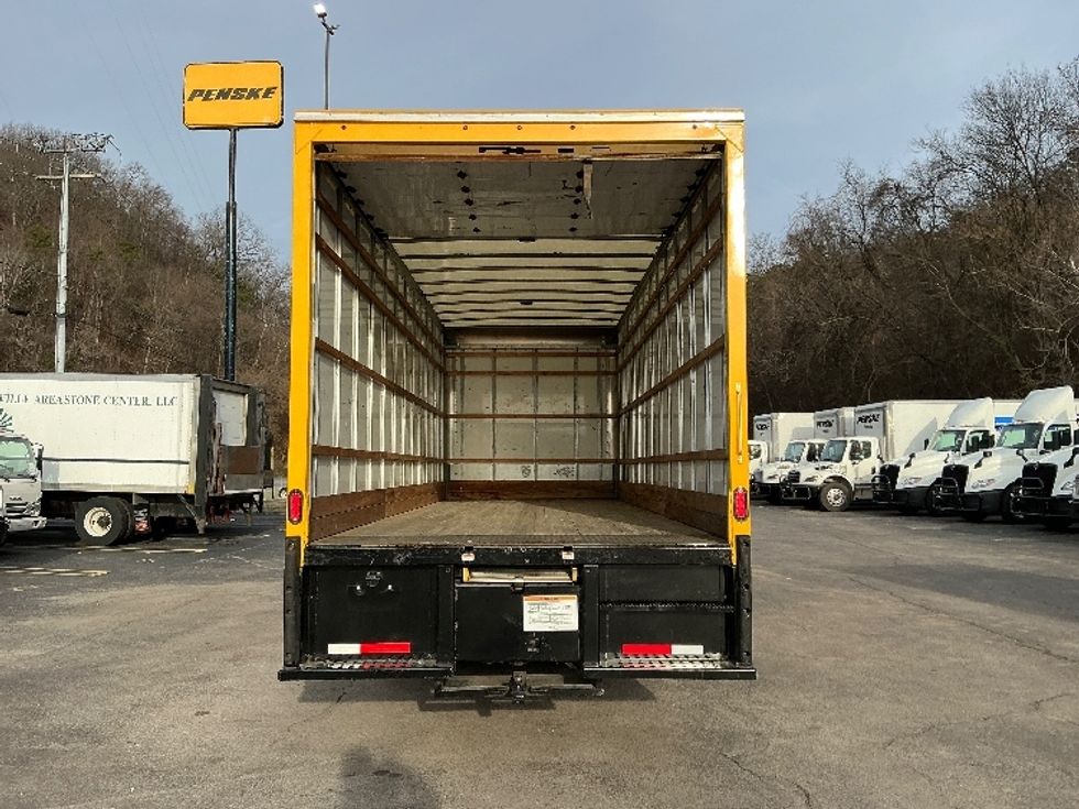 Medium Duty Box Truck-Light and Medium Duty Trucks-International-2021-MV607-Knoxville-TN-214,190\n\t\tmiles-$ 43,000 - Image 9