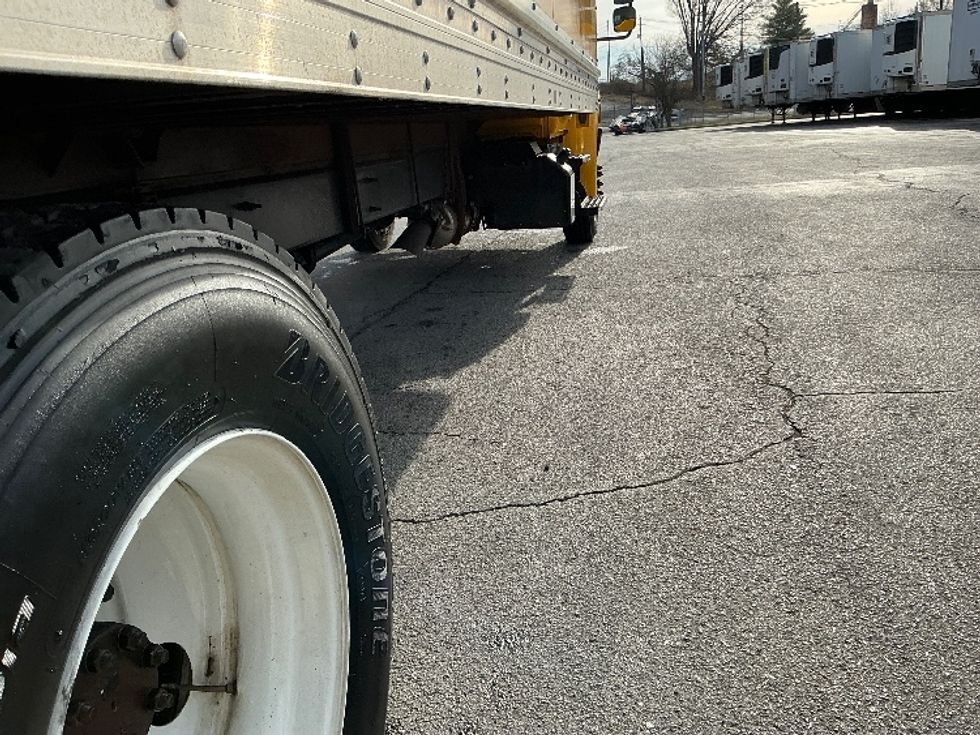 Medium Duty Box Truck-Light and Medium Duty Trucks-International-2021-MV607-Knoxville-TN-219,741\n\t\tmiles-$ 42,000 - Image 14