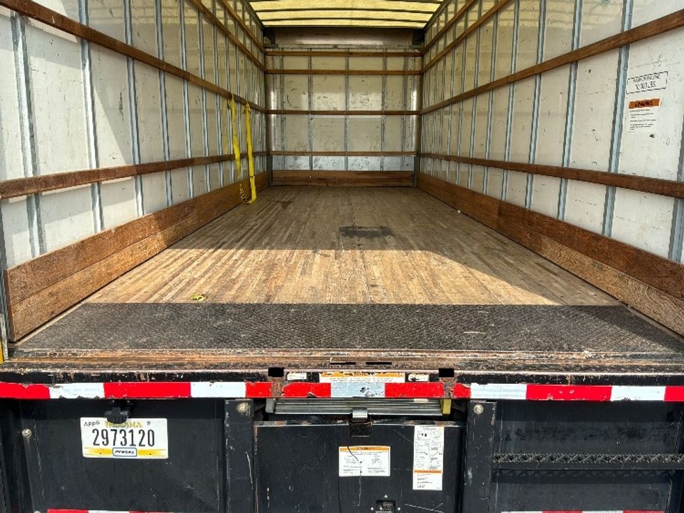 Medium Duty Box Truck-Light and Medium Duty Trucks-International-2021-MV607-Knoxville-TN-229,125\n\t\tmiles-$ 38,000 - Image 10