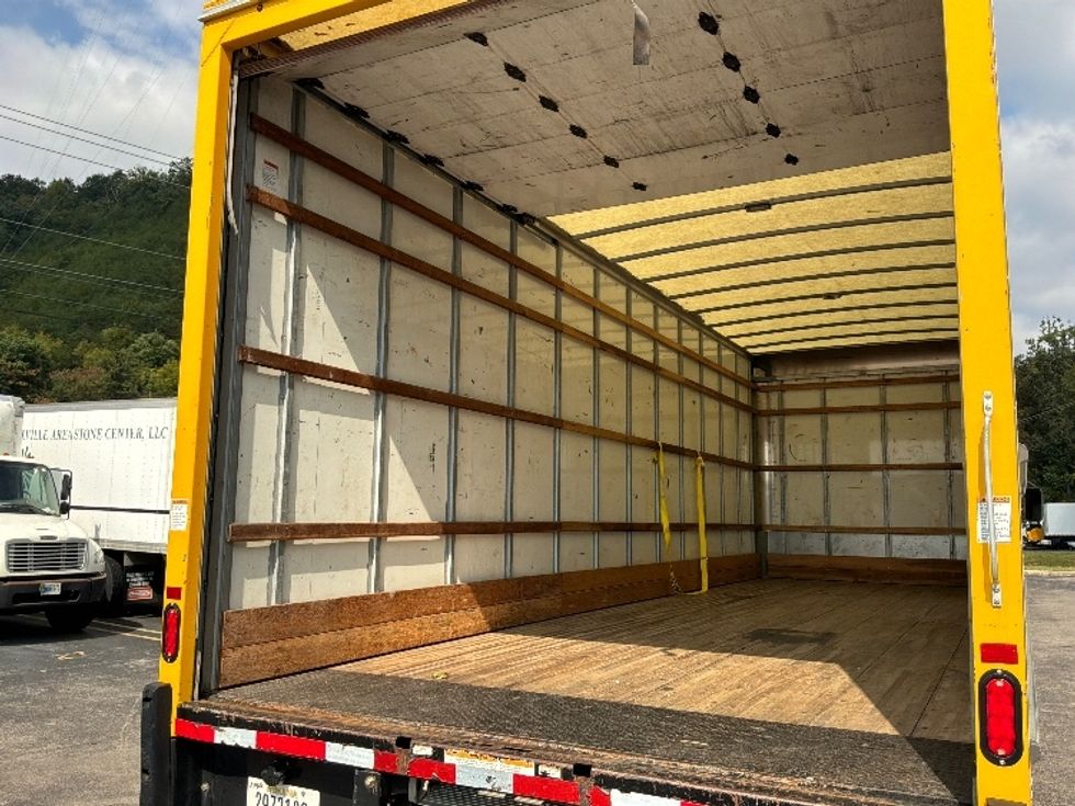 Medium Duty Box Truck-Light and Medium Duty Trucks-International-2021-MV607-Knoxville-TN-229,125\n\t\tmiles-$ 38,000 - Image 11