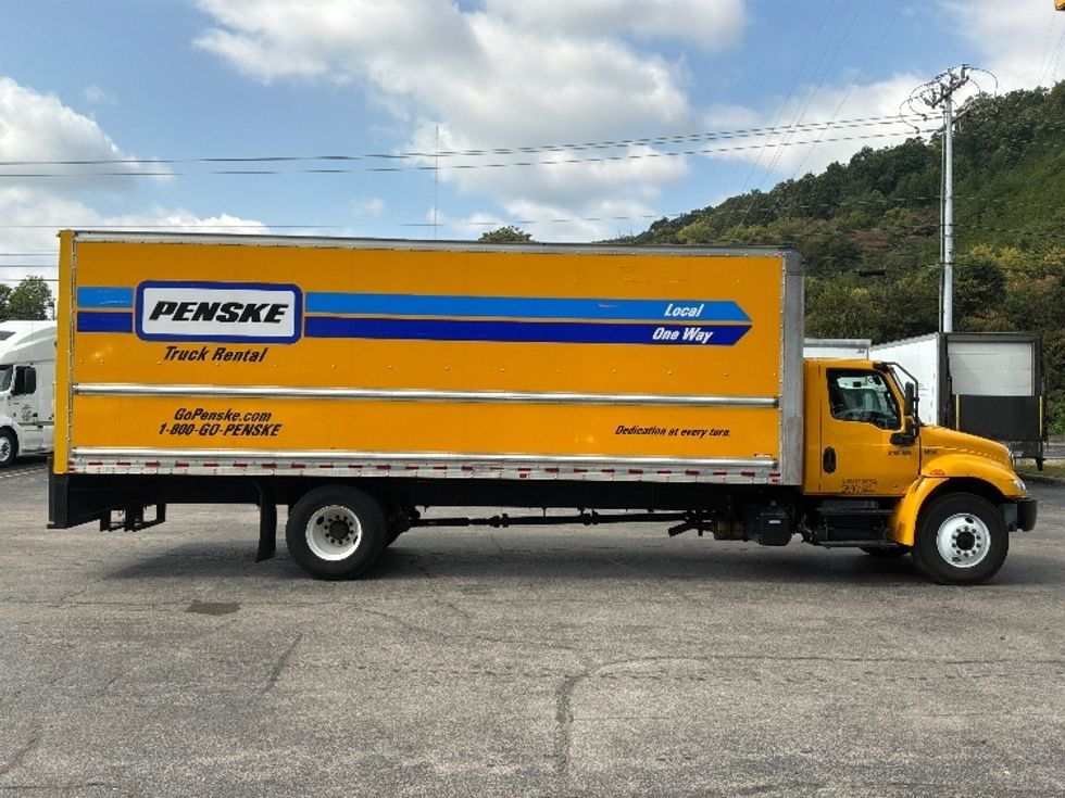 Medium Duty Box Truck-Light and Medium Duty Trucks-International-2021-MV607-Knoxville-TN-229,125\n\t\tmiles-$ 38,000 - Image 15
