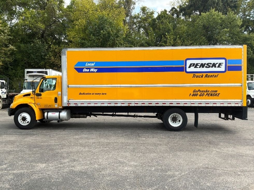 Medium Duty Box Truck-Light and Medium Duty Trucks-International-2021-MV607-Knoxville-TN-229,125\n\t\tmiles-$ 38,000 - Image 4