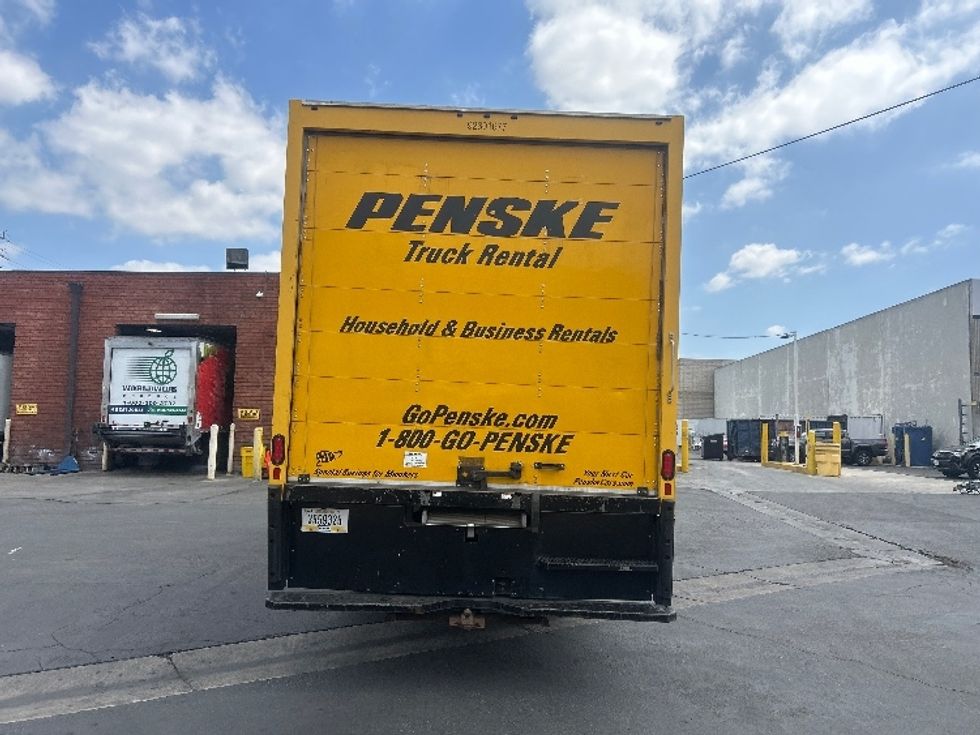 Medium Duty Box Truck-Light and Medium Duty Trucks-International-2021-MV607-La Mirada-CA-253,406\n\t\tmiles-$ 35,500 - Image 7