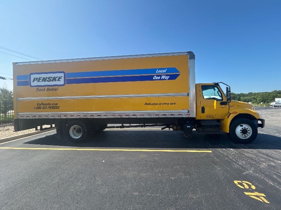 Medium Duty Box Truck-Light and Medium Duty Trucks-International-2021-MV607-La Porte-IN-162,570\n\t\tmiles-$ 47,750 - Image 15