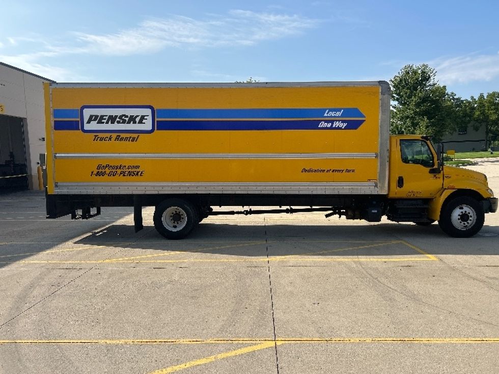 Medium Duty Box Truck-Light and Medium Duty Trucks-International-2021-MV607-La Porte-IN-200,410\n\t\tmiles-$ 42,750 - Image 15