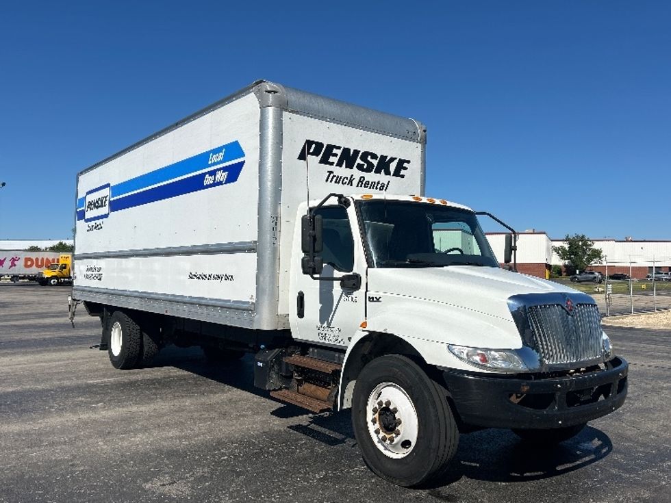 Medium Duty Box Truck-Light and Medium Duty Trucks-International-2021-MV607-La Porte-IN-206,233\n\t\tmiles-$ 48,750 - Image 1