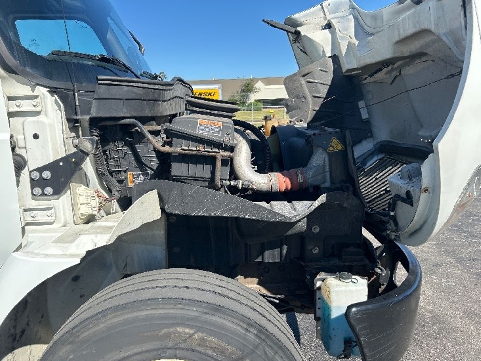 Medium Duty Box Truck-Light and Medium Duty Trucks-International-2021-MV607-La Porte-IN-206,233\n\t\tmiles-$ 48,750 - Image 23