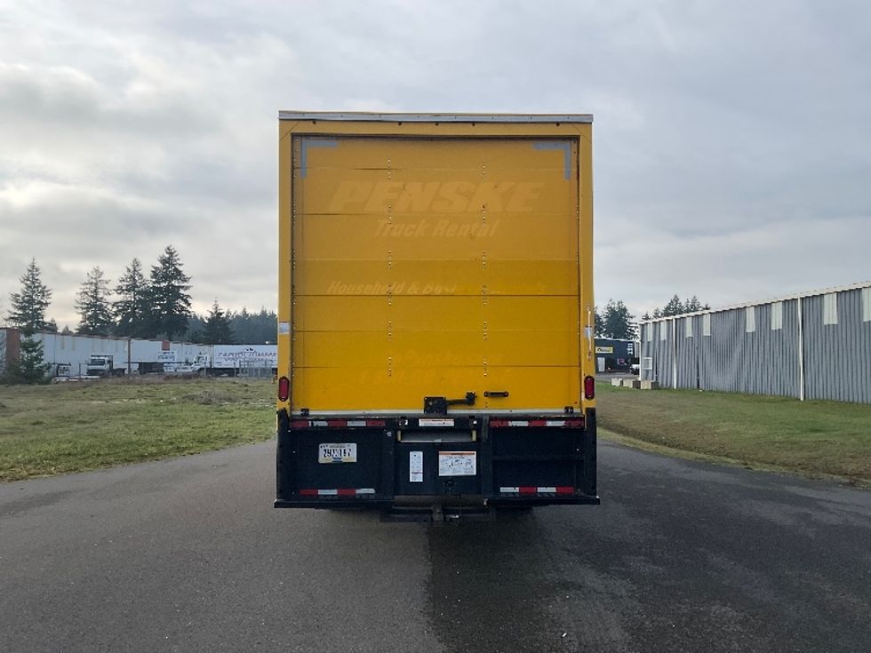 Medium Duty Box Truck-Light and Medium Duty Trucks-International-2021-MV607-Lacey-WA-141,345\n\t\tmiles-$ 44,500 - Image 7