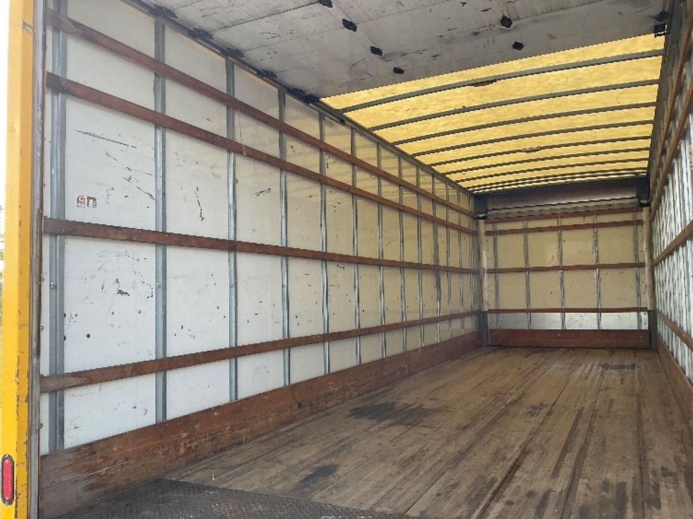 Medium Duty Box Truck-Light and Medium Duty Trucks-International-2021-MV607-Lacey-WA-259,030\n\t\tmiles-$ 31,750 - Image 11