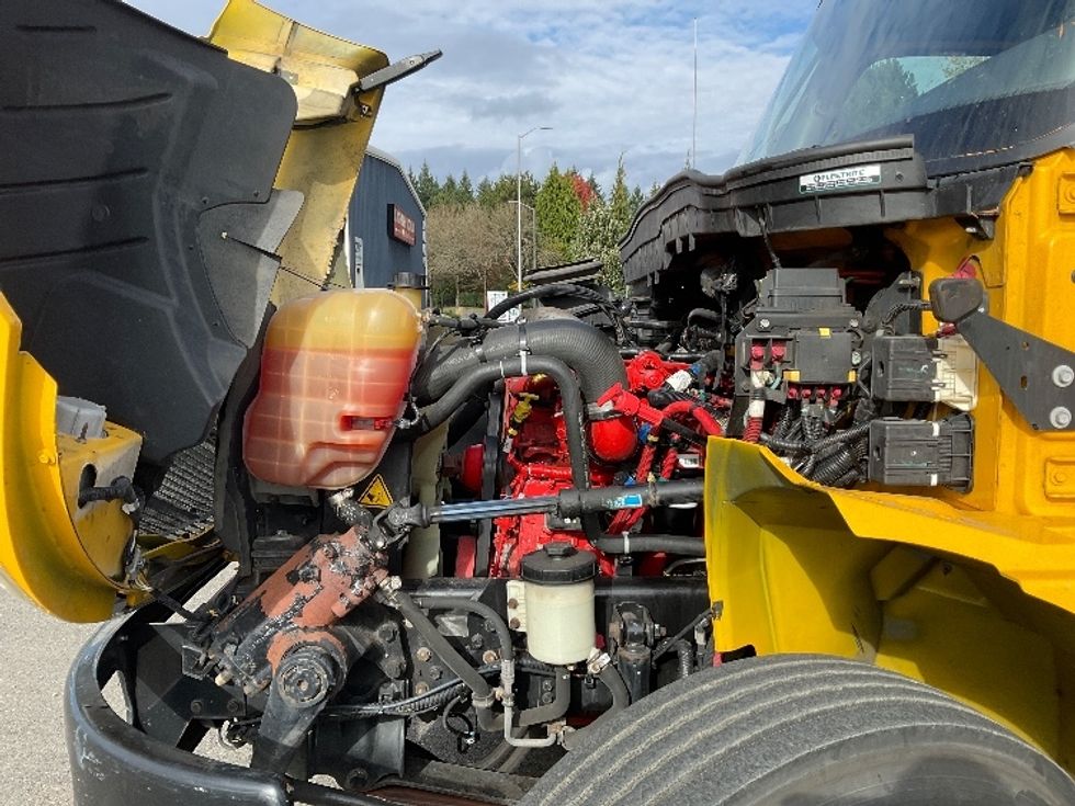 Medium Duty Box Truck-Light and Medium Duty Trucks-International-2021-MV607-Lacey-WA-259,030\n\t\tmiles-$ 31,750 - Image 24