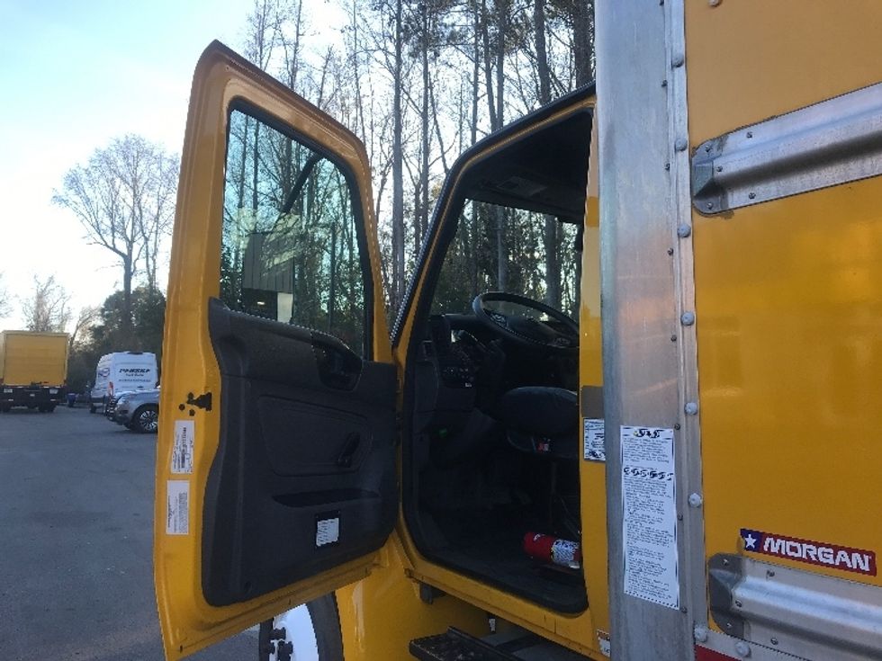 Medium Duty Box Truck-Light and Medium Duty Trucks-International-2021-MV607-Ladson-SC-188,909\n\t\tmiles-$ 45,000 - Image 16