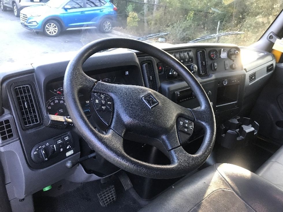 Medium Duty Box Truck-Light and Medium Duty Trucks-International-2021-MV607-Ladson-SC-188,909\n\t\tmiles-$ 45,000 - Image 17